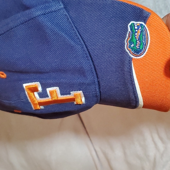 T.E.I. 6-Panel FLORIDA GATORS Blue/Orange Ballcap - Adjustable Back - OSFM - EC - Picture 6 of 13